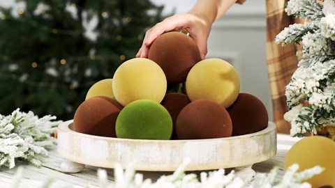 Downy Wrinkle Releaser Spray | All In One Wrinkle Release Spray, Odor Eliminator, Static Remover | Fabric Refresher & Ironing Aid for Clothes | 16.9 Fl Oz (Pack of 2) & 3 FL Oz, Crisp Linen Scent