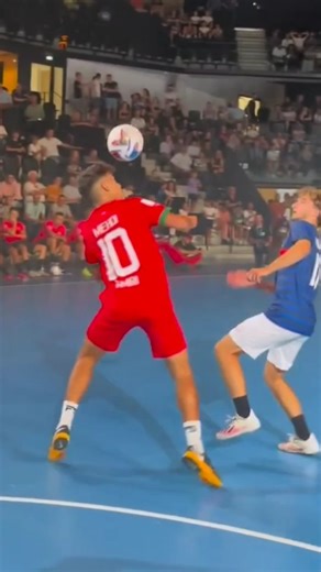 Daniel Authur on Instagram: "Skill 🌀⚽ Trap Tutorial #football #danielauthur #skills #soccer #reels"