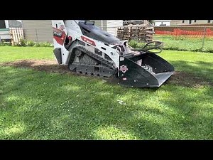 CMP Mini Skidsteer Hydra Bucket in Action!