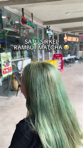 Rekomendasi Cat Rambut Warna Hijau Matcha