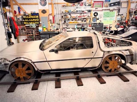 The ONLY Delorean Time Machine on tracks available for rental! DeloreanRental.com | Delorean Rental