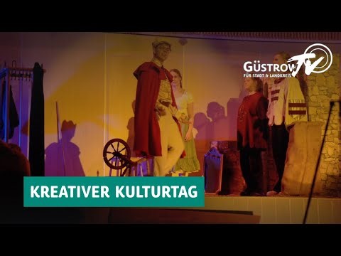 Kulturtag am Geschwister-Scholl-Gymnasium in Bützow - Schulprojekte, Chemieexperimente und Theater