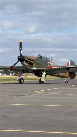 Is there a sound more iconic than the roar of a Rolls-Royce Merlin engine? We don’t think so — nothing else comes close. 🇬🇧 #yorkshire #warbird #realaeroplanes #breighton #breightonairfield #avgeek #selby #flyin #pilot #aircraft | Real Aeroplane Club