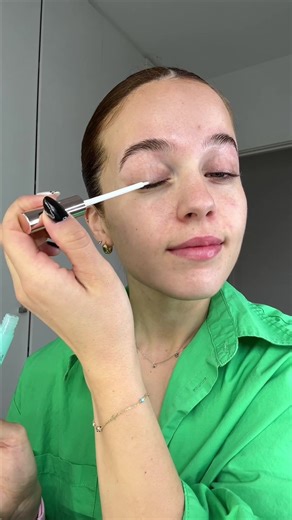 Iris Skincare Collection: Hydrate Your Under Eyes