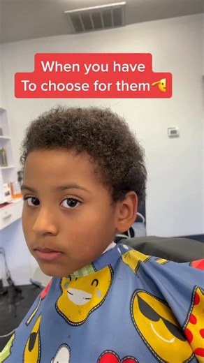 Jorge's fades✂💈 on Instagram: "In this tutorial, I show you how to give a drop fade on curly hair while preserving the curls. A lot of clients don’t want to lose their length, so understanding fade placement, guideline control, and blending technique is key. I break down step-by-step how to keep the curls on top while still giving a clean, balanced drop fade that fits their head shape and enhances the silhouette."