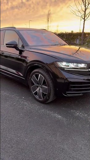 2025 VW Touareg R-Line: Full Model Year Update