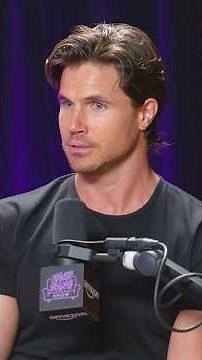 Robbie Amell Reveals Why He Starred in “The Duff”