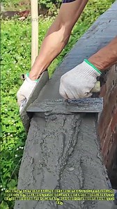 小さな中庭のフェンスをセメントで固める - 境界を強化する