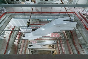 12 escalators in 11 hours! Our colleagues in France raced against the clock to replace all the escalators overnight at the historic Printemps Paris Haussmann in 2015. Read more: https://schdlr.link/2CdHduu | Schindler