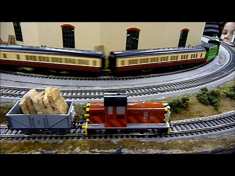 THOMAS THE TANK ENGINE & FRIENDS HO SCALE Bachmann Train Layout at NMRA show