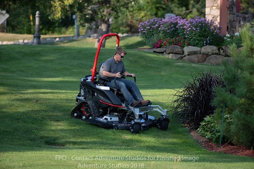 Altoz TRX Series | The World's First Tracked Zero Turn Mower