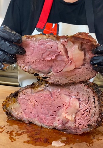 Beginner's Guide to Cooking Perfect Prime Rib