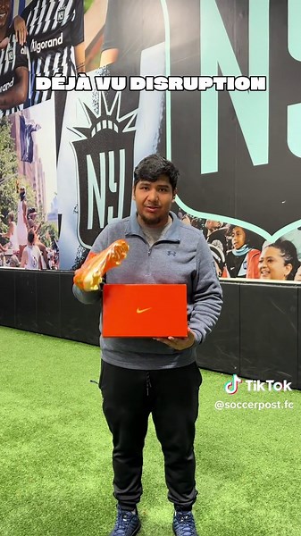 Throwing it back with these cleats 🔥 Grab yours now from Soccer Post! #nikesoccercleats #nikeboots #nikemercurial #soccercleats