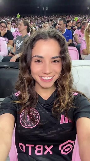 Daisy Blooms Accounts and Content