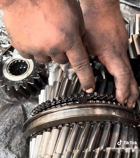 Essential Guide to Gearbox Repair for Mechanics