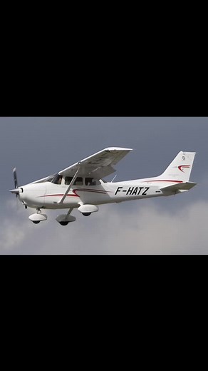 types of planes #aviation #aviationlovers #a380 #c130 #cessna #boeing #darkstar #airbus #seaplane