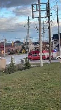 Engine 2 using Q siren running code 3 to a medical emergency | Innisfil Fire and Rescue #firedept