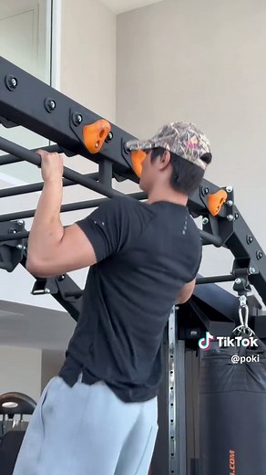 i can do all the exercises he can do 🏋️ | Pokimane