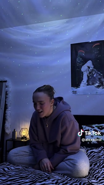 one of my fav @Rod Wave songs ever 🥺❤️‍🩹 to see live in concert would be a dream. #boyzdontcry #rodwave #redemptiontour #singing #nostalgia