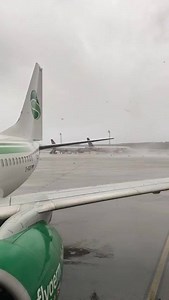 Tornado damaging aircrafts on ground today in Antalya/Turkey! 🌪🌪🌪 | My view from the Cockpit