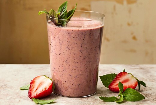 How to Make the Ultimate Healthy Breakfast Smoothie
