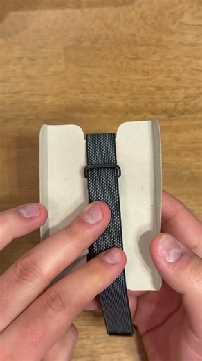 Fitbit Air Strap & Sensor Detail