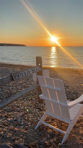6.8K views · 163 reactions | Sunset season is in full swing at @navybeachmontauk ✨ From fresh seafood to front-row views, this Montauk spot nails golden hour every time. Fridays never looked (or tasted) so good ️ #discoverlongisland | Discover Long Island | Facebook