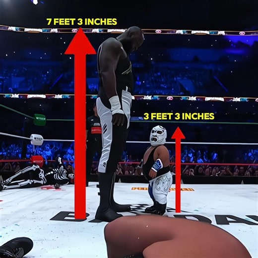 Smallest Wrestler vs Giant Omos 🔥 #wwe #shorts #omos #wwesuperstar