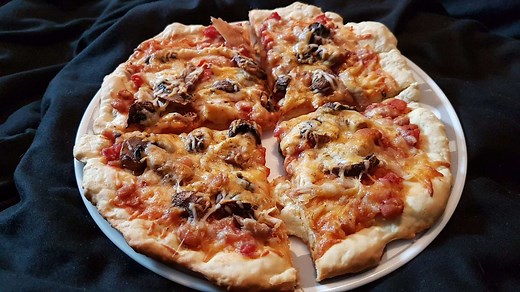 No-Yeast Pizza Crust