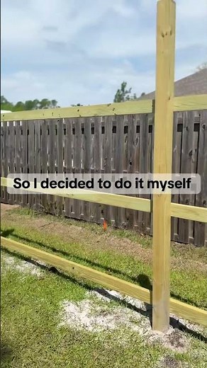 Create a DIY Shadow Box Fence for Your Home #DIY