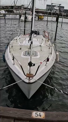 So schützt du dein Boot bei Sturm im Hafen | Praxis-Tipps aus Kiel – Sturmtief Joshua #segeln