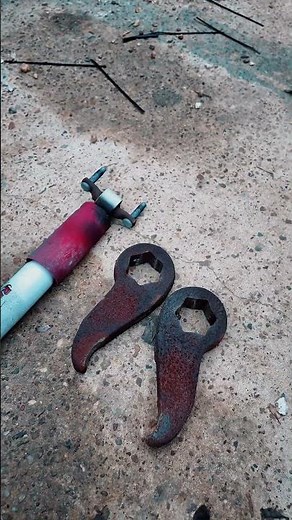 Leveling Kit and Rock Light set installed on 2020 GMC 2500HD