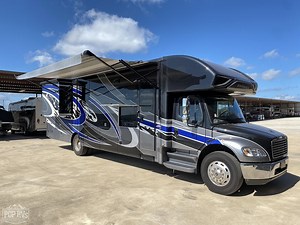 The Best Luxury Class C Motorhomes For 2022