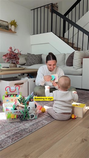 As a bilingual family, not every day is easy. Just the other night at dinner, my daughter was upset that I wasn’t using my voice. She understands ASL, but English feels more natural to her at times. I know this isn’t unique to ASL families and that many bilingual families experience this too. Every day we keep learning how to meet in the middle, to listen, and to love in both languages. 💛 PSA: In this video we were using ByHeart, however we have now switched to @kendamil.usa Favorite baby toys: