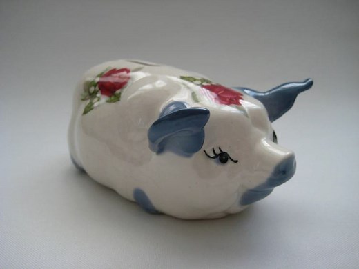Vintage and Antique Piggy Banks: Complete Value Guide
