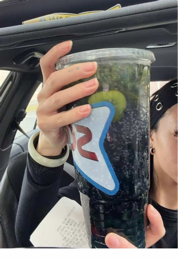 Exploring Unique Drink Combinations at @SONIC Drive-In