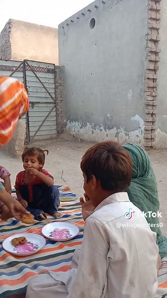 Fried Fish Delight: A Village Cooking Experience