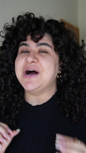 How to Manage Frizzy and Poofy Hair Styles