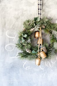 DIY Winter Wreath with Bells (step-by-step tutorial)