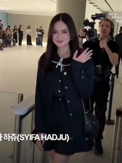 Syifa Hadju's moments at the Chanel Métiers D'art Show in Seoul ✨️ #SyifaHadju #SyifaHadjuXCHANEL #CHANELMETIERSDART #CHANELinseoul #CHANEL