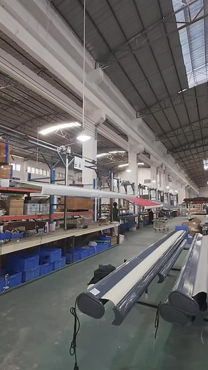 The awning can be used with outdoor pergola. Better scene building. #awning #retractable #awning #pergola #gazebo #blinds #sunroom #outdoor #sunshade #gardendesign #roof #fullcassette | Davis Sunshade Structure System-Electric Awning