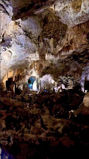 A must-visit: Carlsbad Caverns National Park — a stunning, surreal landscape of stalactites in cave.