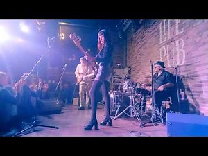 Messer Chups - Misirlou