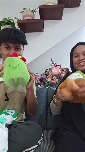 Lotus Blind Box Review: Adorable Surprises Await!