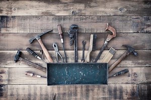 Price Guide to Antique Tools: What to Know | LoveToKnow