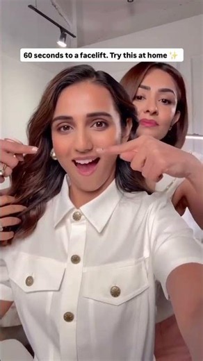 Comment ‘jawline’ for the list of exercises.1dOmg the difference #faceyogabyvibhutiaro #faceyoga