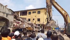 76K views · 1.6K reactions | Lagos Building Collapse Kills One Person, 26 Rescued; Rescue Operations Ongoing At least one person has been confirmed dead while 26 others have been rescued after a two story building collapse on Cole street in Oyingbo.Emergency response team are currently on the scene working to rescue people who are still trapped under the rubble | NTA Network News | Facebook