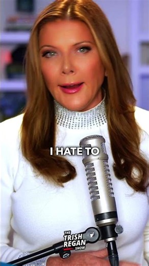 CNN Reporter Shocked Over Trump Plaques