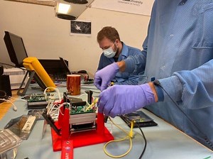 Touchdown: First Raspberry Pi-powered mini satellite finishes record flight #piday #raspberrypi @Raspberry_Pi