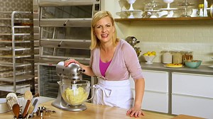 Bake With Anna Olson